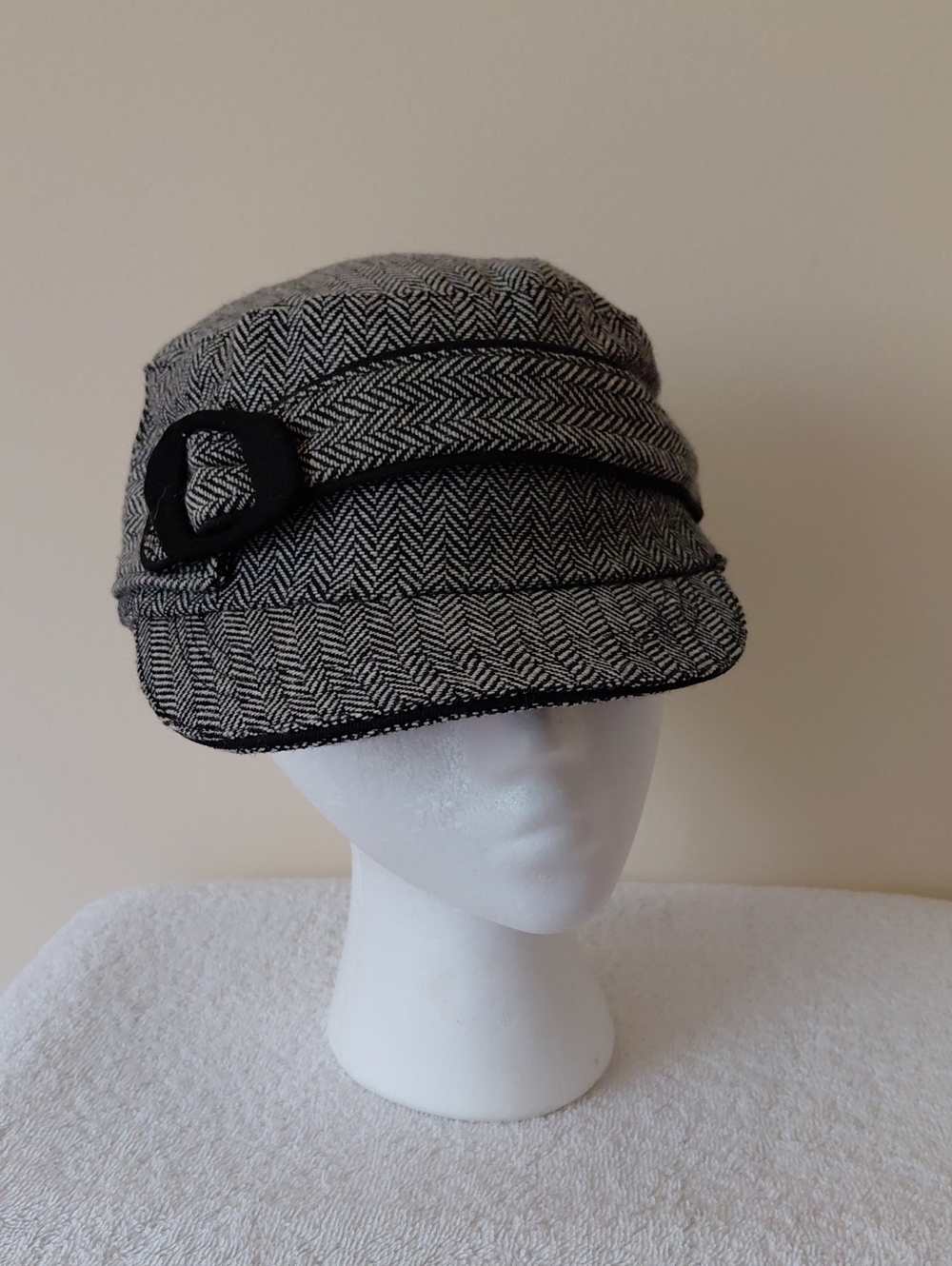 Gray Herringbone Cadet Cap with Decorative Buckle - Unbranded